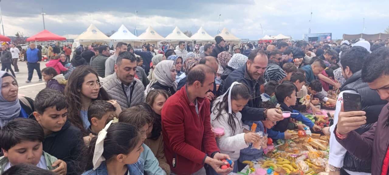 Konya Beyşehir’de Gençlik ve Lezzet Festivali coşkuyla başladı 24